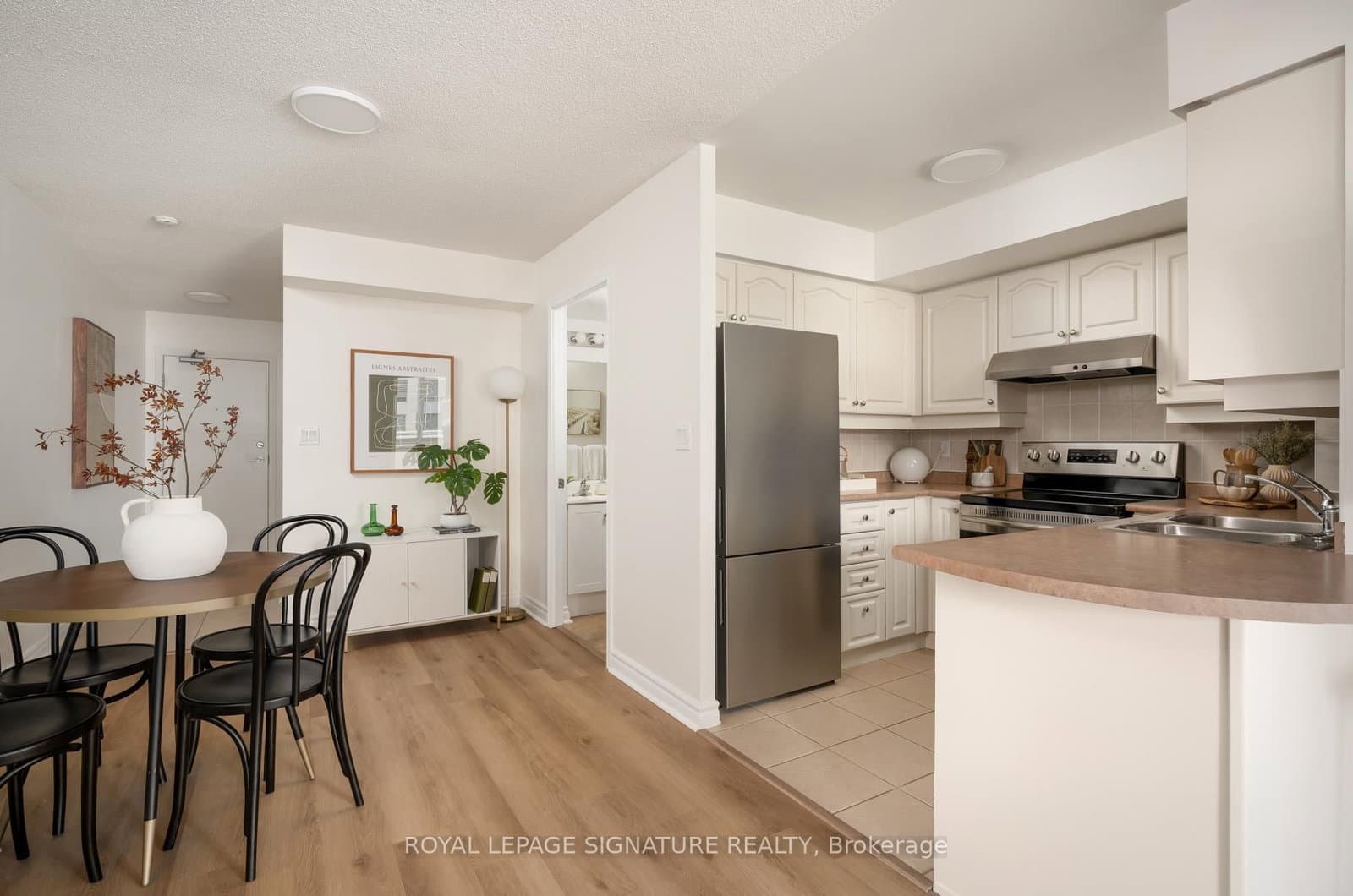 2 Rean Drive, Unit 306 thumbnail 16