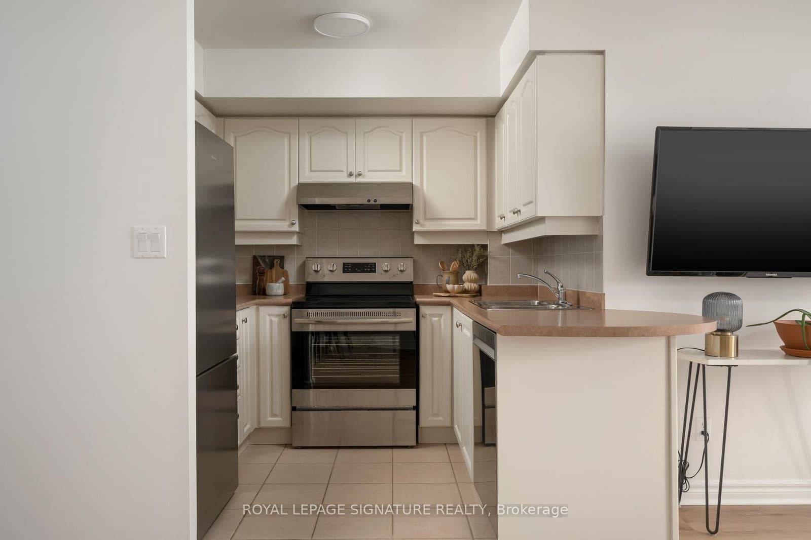 2 Rean Drive, Unit 306 thumbnail 17