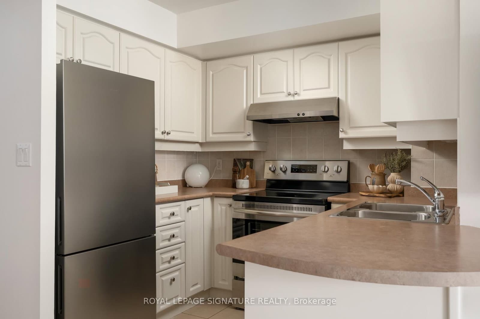 2 Rean Drive, Unit 306 thumbnail 21