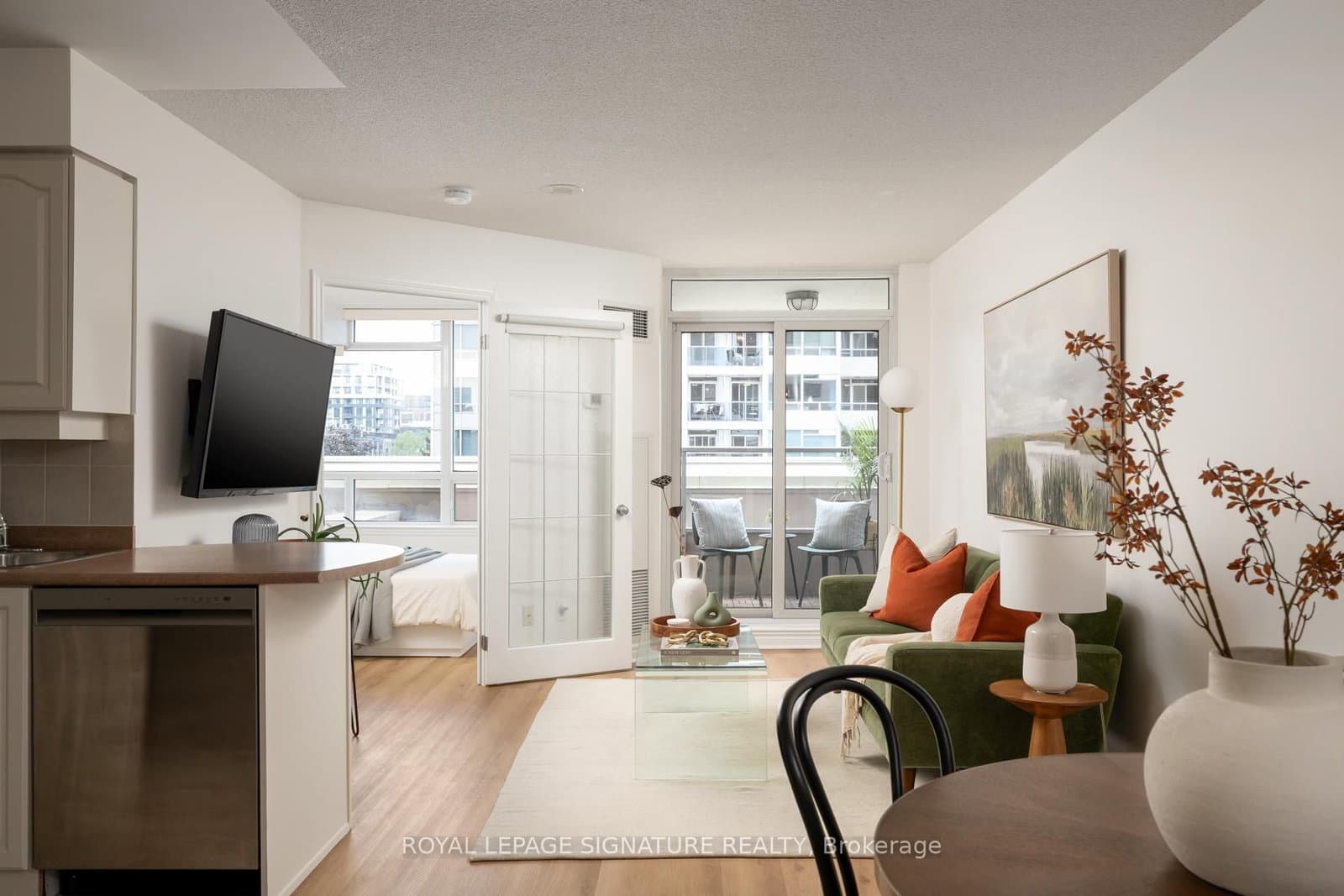 2 Rean Drive, Unit 306 thumbnail 7