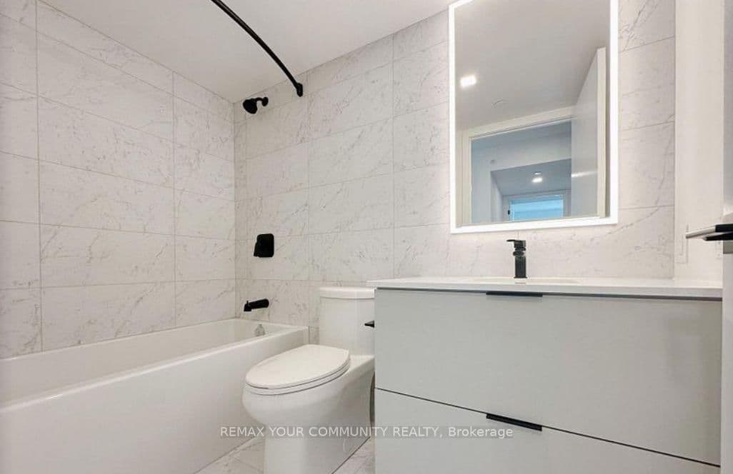 609 Sherbourne Street, Unit 4804 thumbnail 11