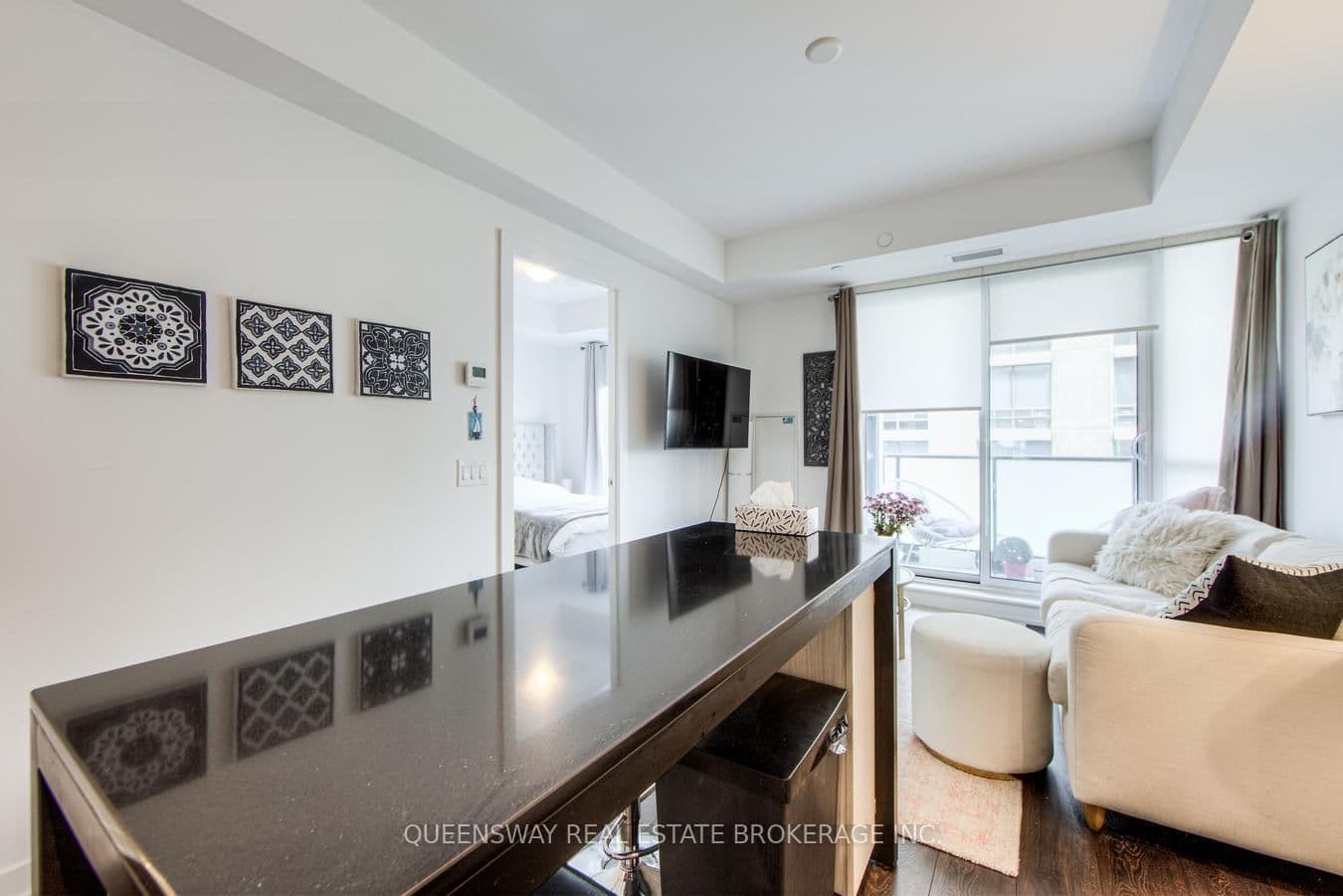 609 Avenue Road, Unit 1410 thumbnail 6