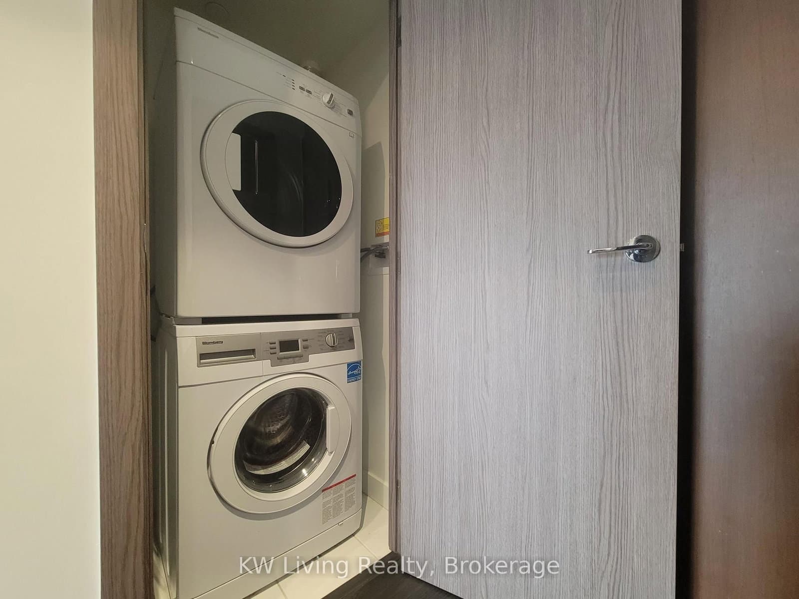 19 Bathurst Street, Unit 1006 thumbnail 10