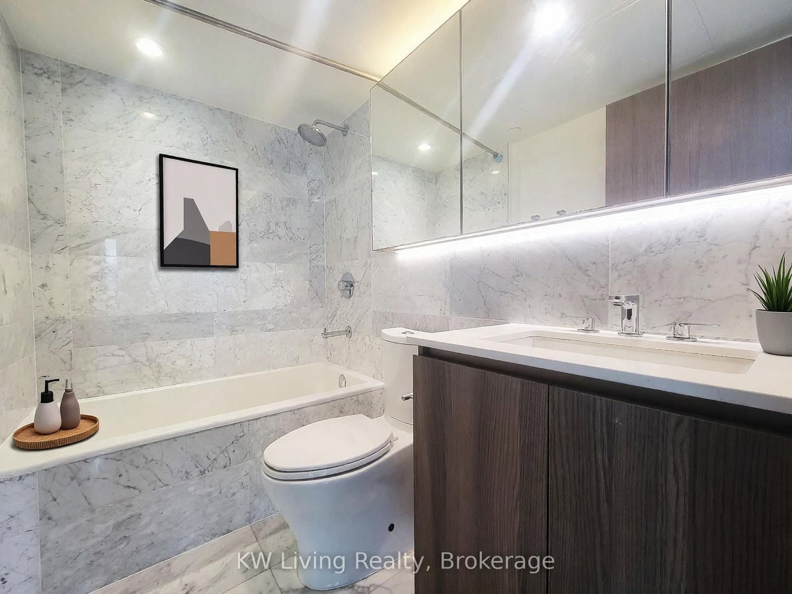 19 Bathurst Street, Unit 1006 thumbnail 9