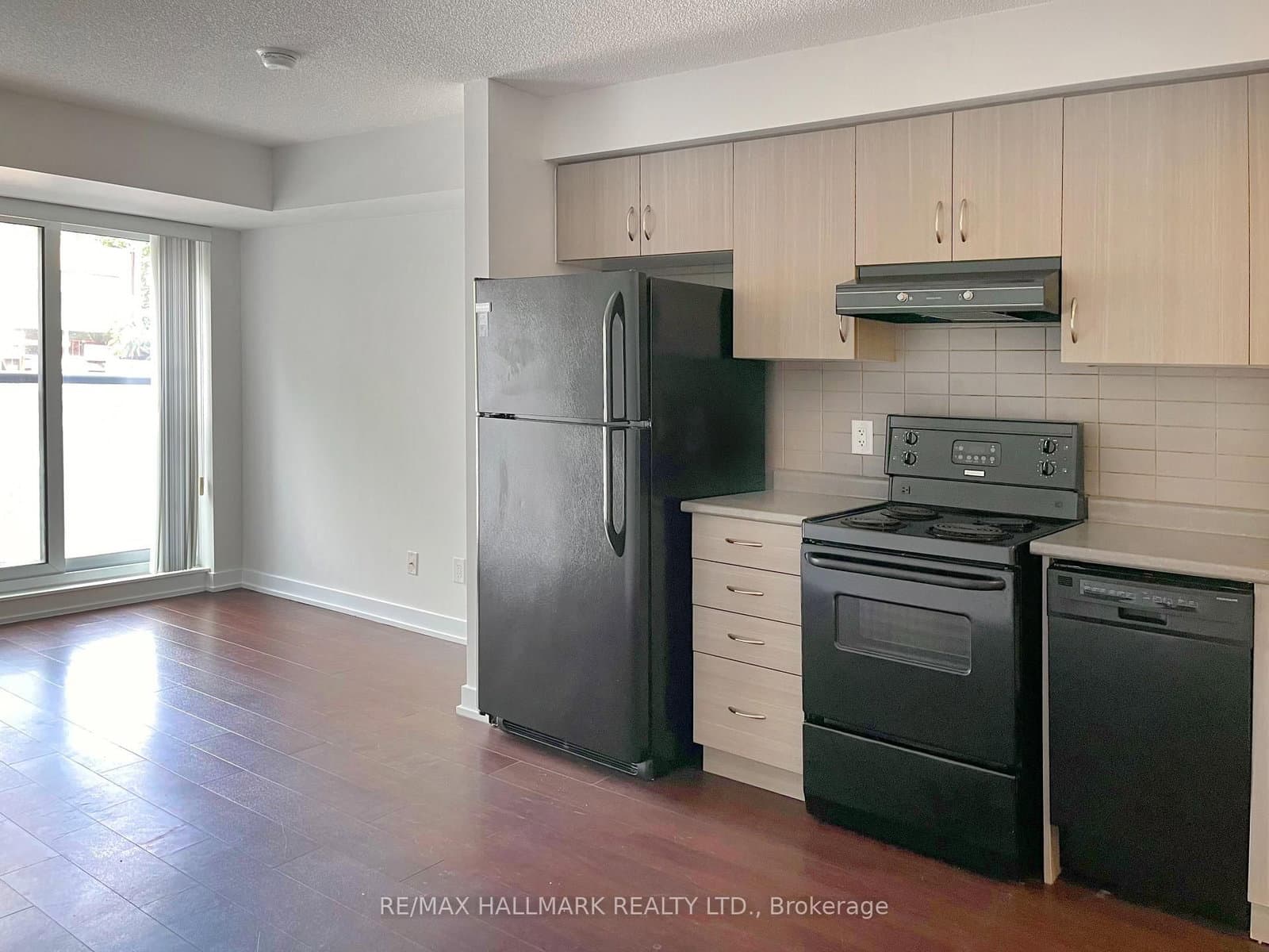 132 Berkeley Street, Unit 1007 thumbnail 4