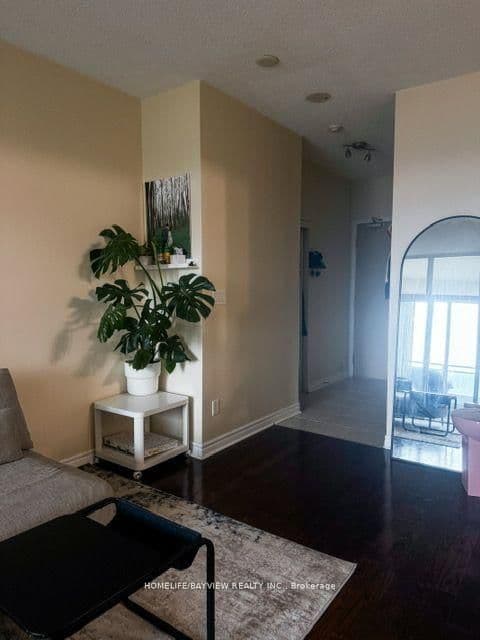18 Holmes Avenue, Unit 501 thumbnail 11