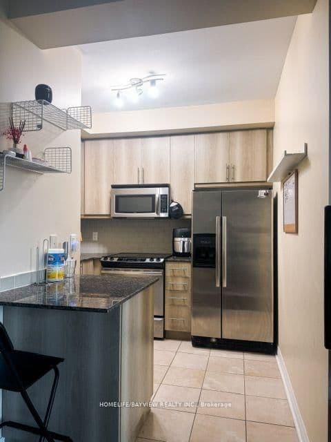 18 Holmes Avenue, Unit 501 thumbnail 8