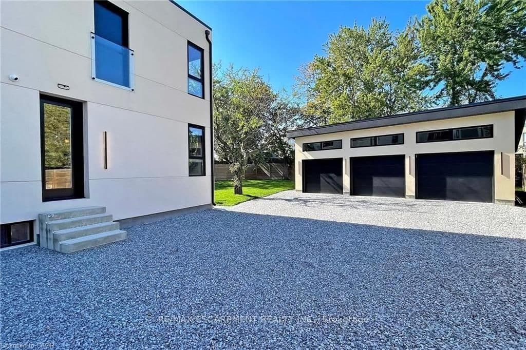 28 Dunsmore Gardens thumbnail 48