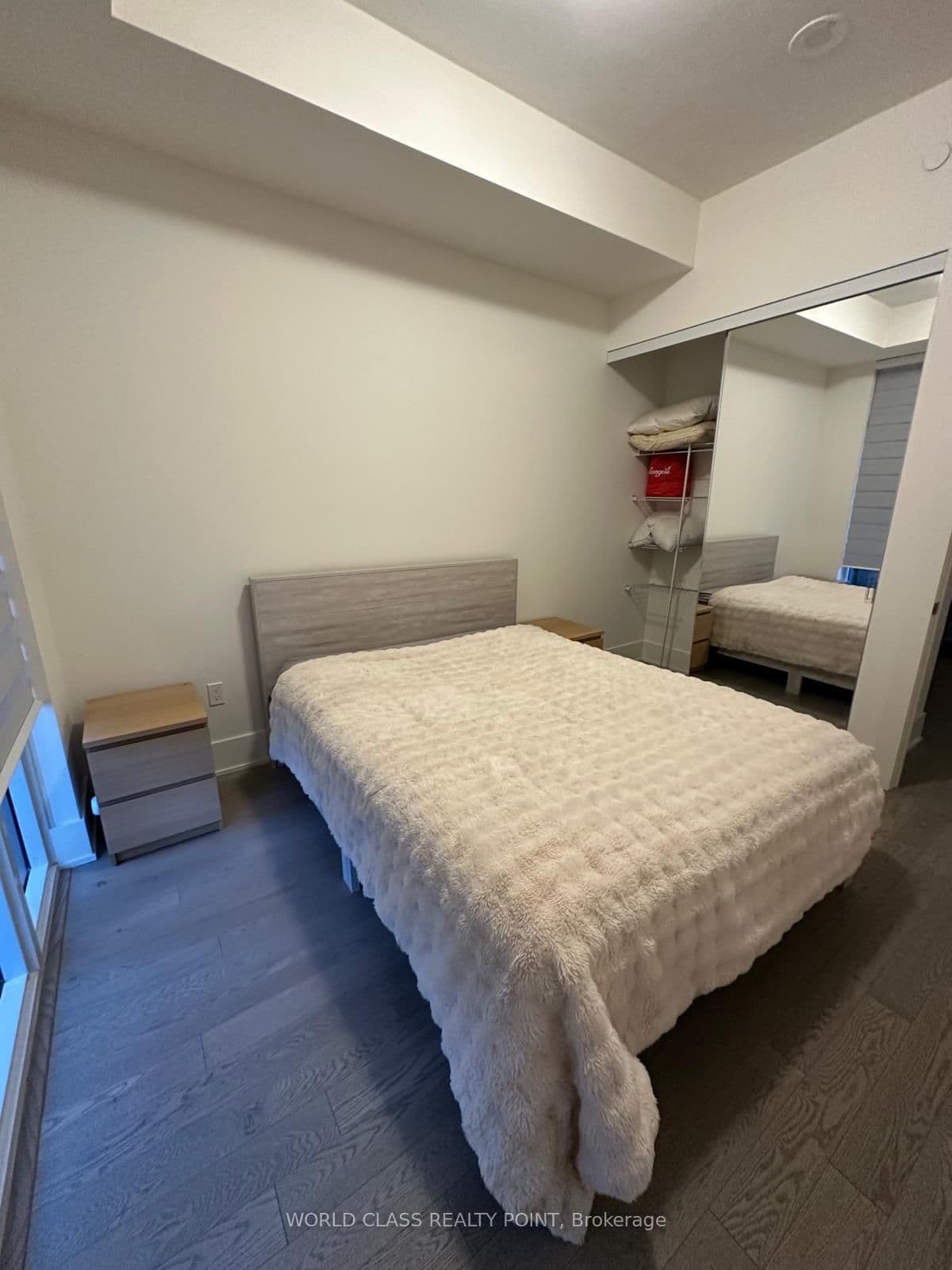 330 Richmond Street W, Unit 2809 thumbnail 5