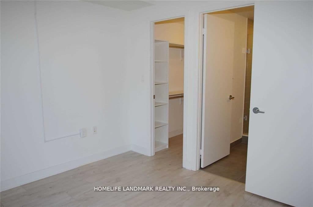 27 BATHURST Street, Unit 1113 thumbnail 15