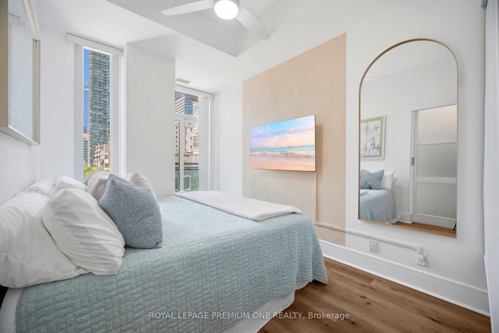 112 George Street, Unit S430 thumbnail 16
