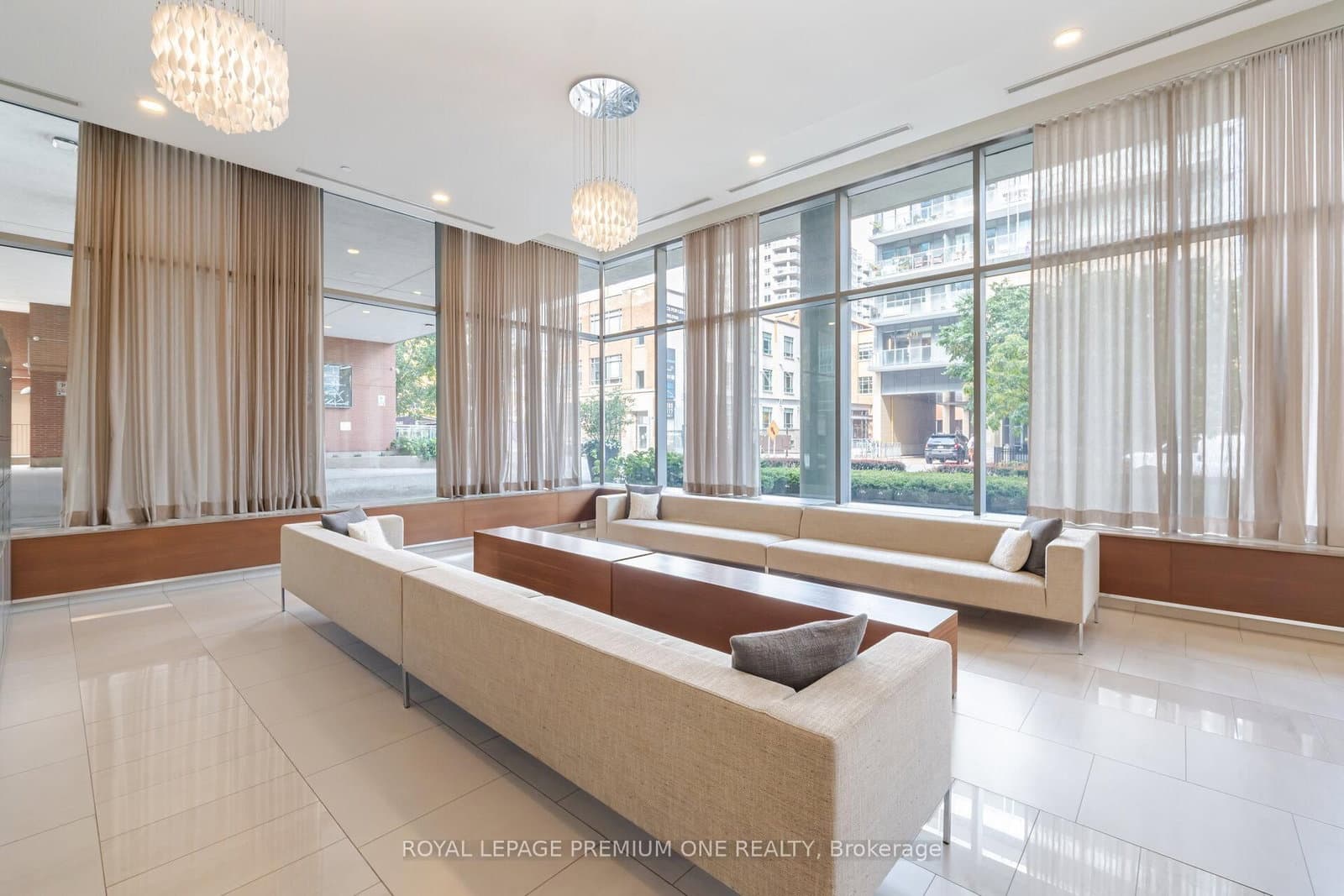 112 George Street, Unit S430 thumbnail 3
