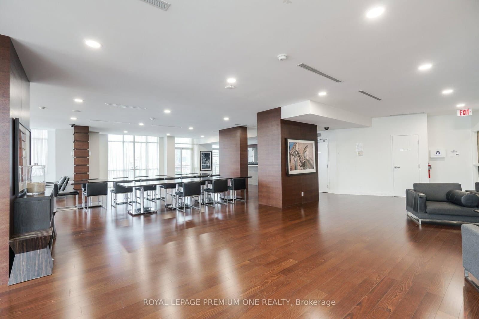 112 George Street, Unit S430 thumbnail 32