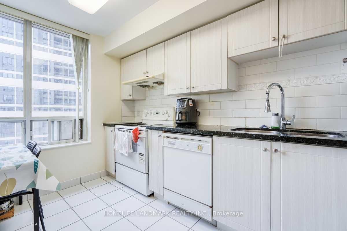 260 Doris Avenue, Unit 302 thumbnail 7