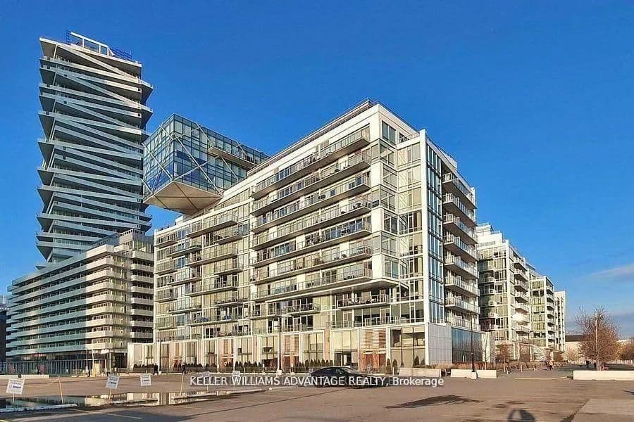 29 Queens Quay E, Unit 616 thumbnail 22