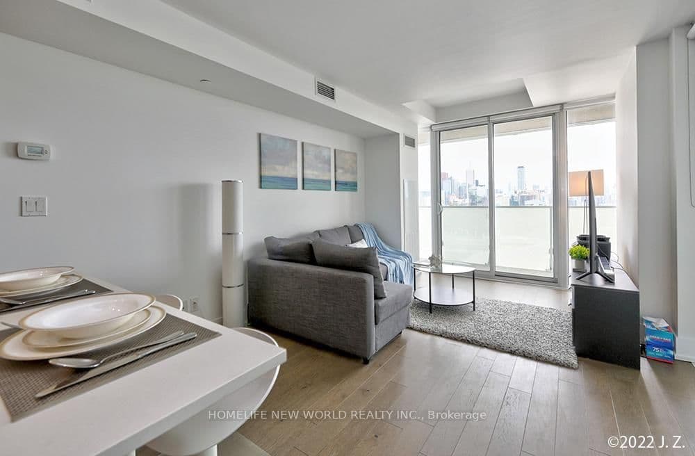 200 Bloor Street W, Unit 1601 thumbnail 13