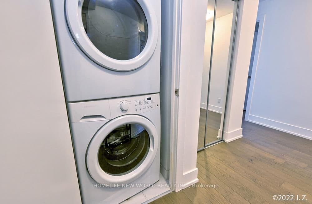 200 Bloor Street W, Unit 1601 thumbnail 20