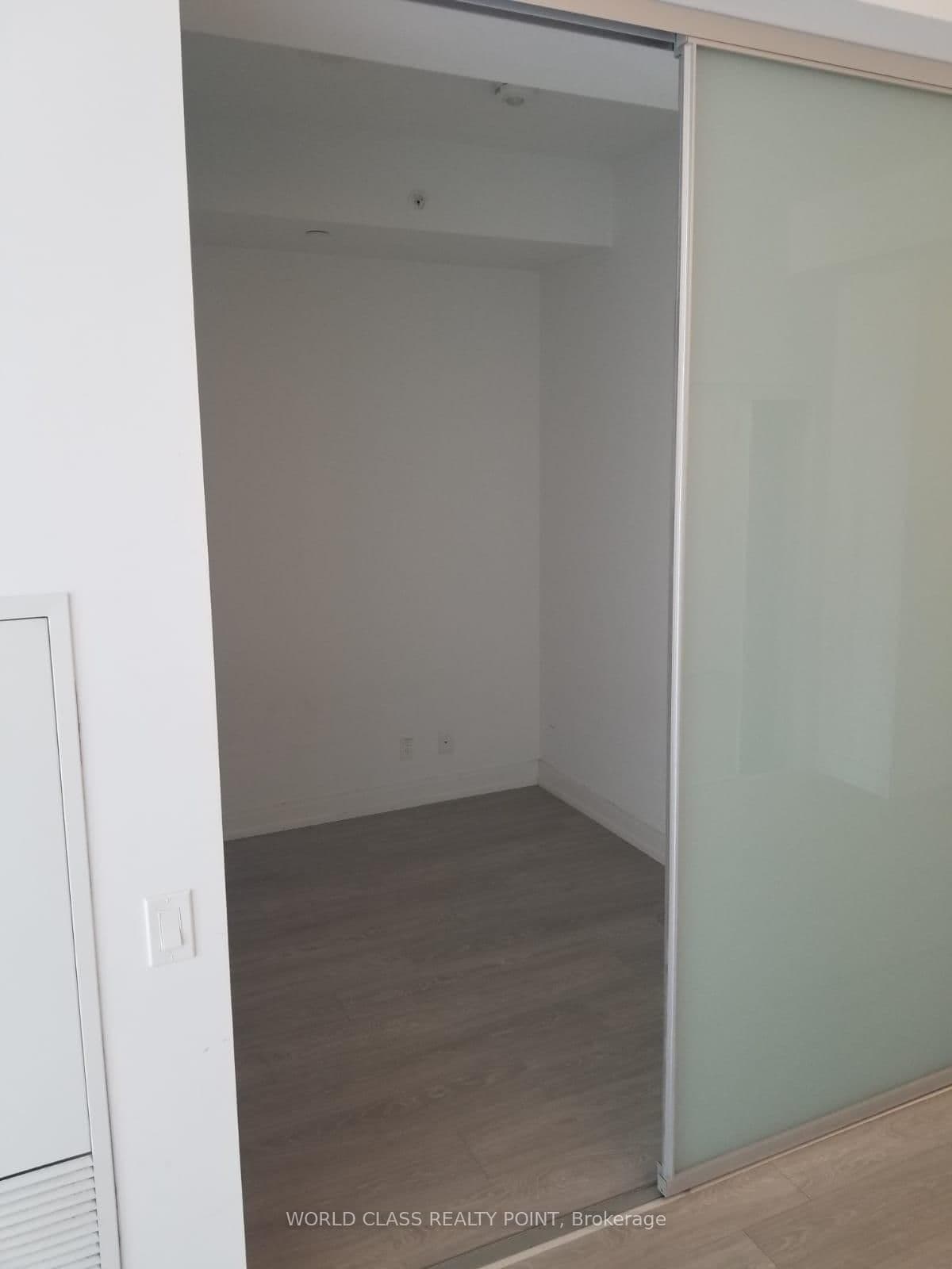 181 Dundas Street E, Unit 4702 thumbnail 10