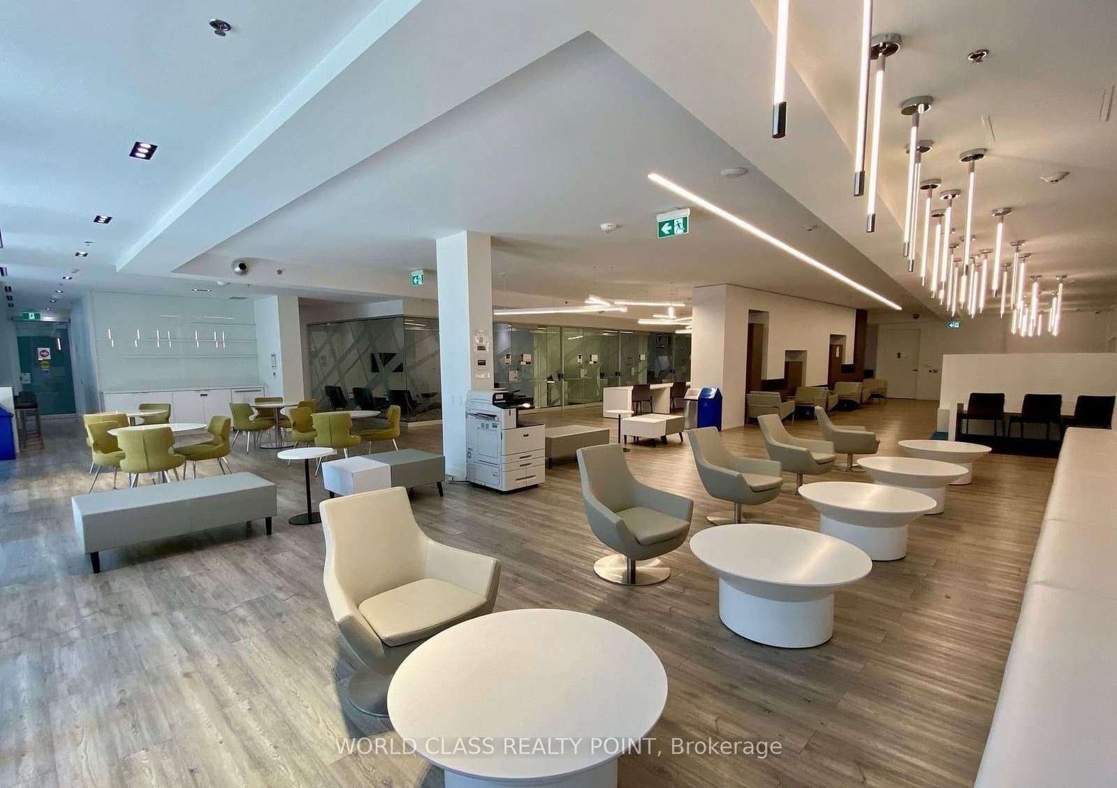 181 Dundas Street E, Unit 4702 thumbnail 20