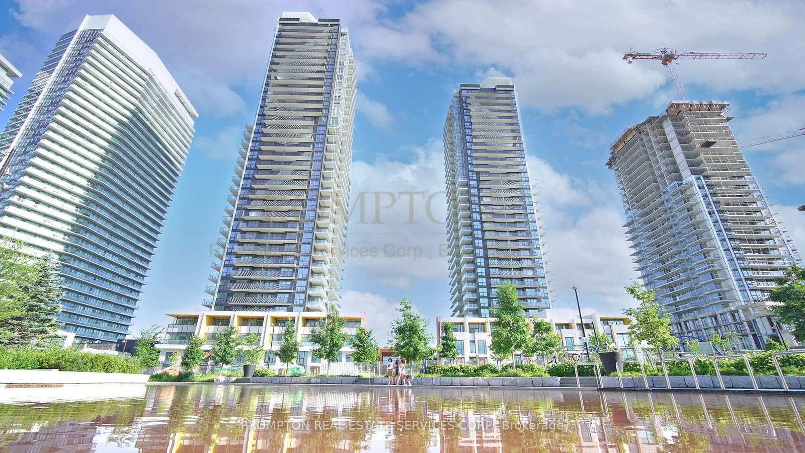 85 McMahon Drive, Unit 2015 - Image 1