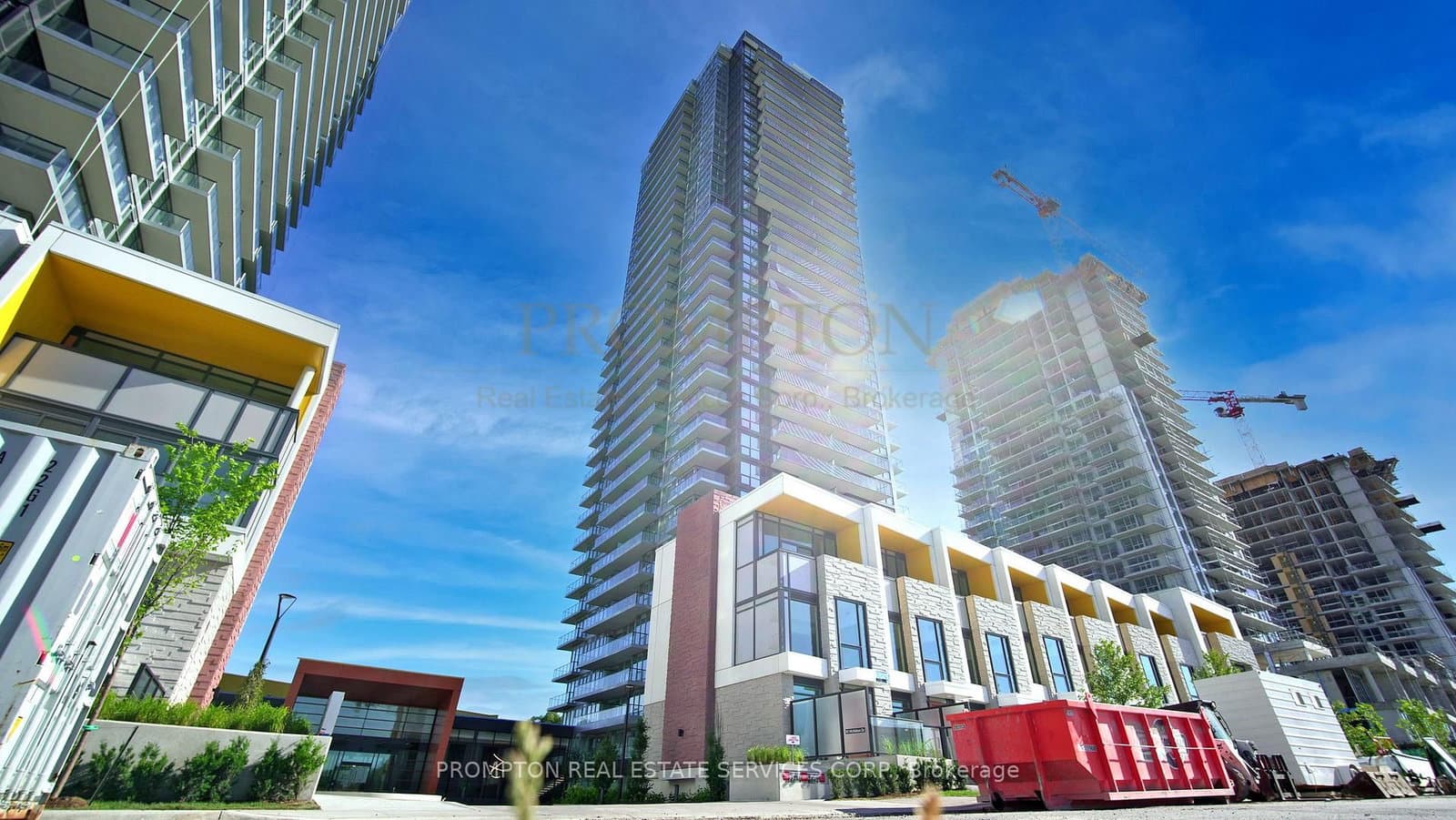 85 McMahon Drive, Unit 2015 thumbnail 6