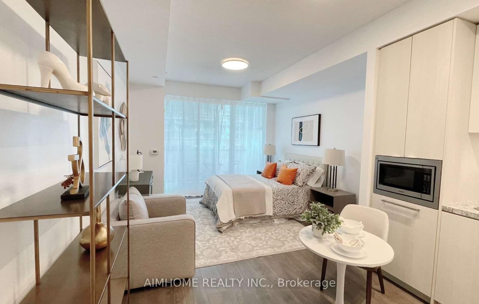 125 Blue Jays Way, Unit 2710 thumbnail 3