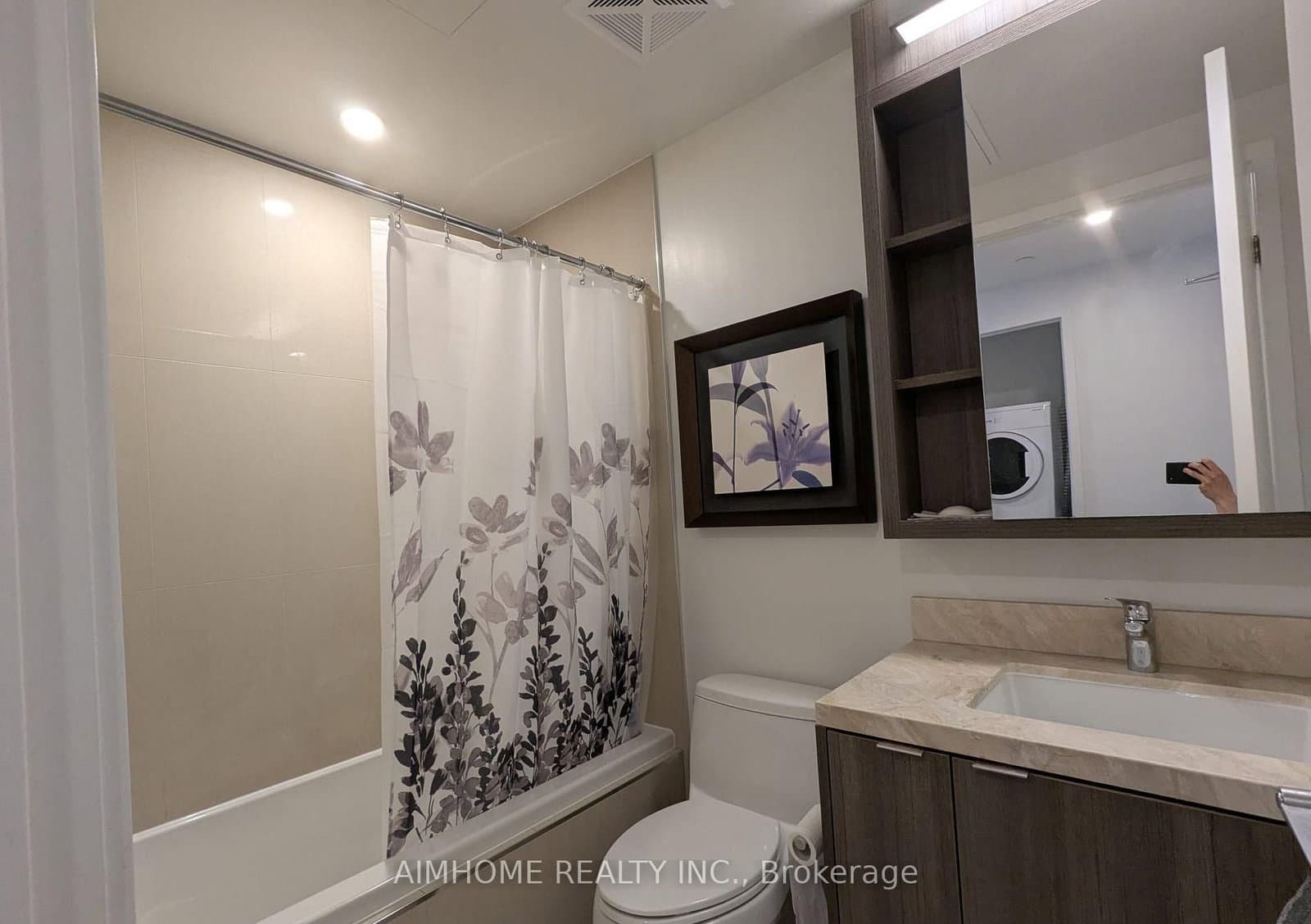 125 Blue Jays Way, Unit 2710 thumbnail 8