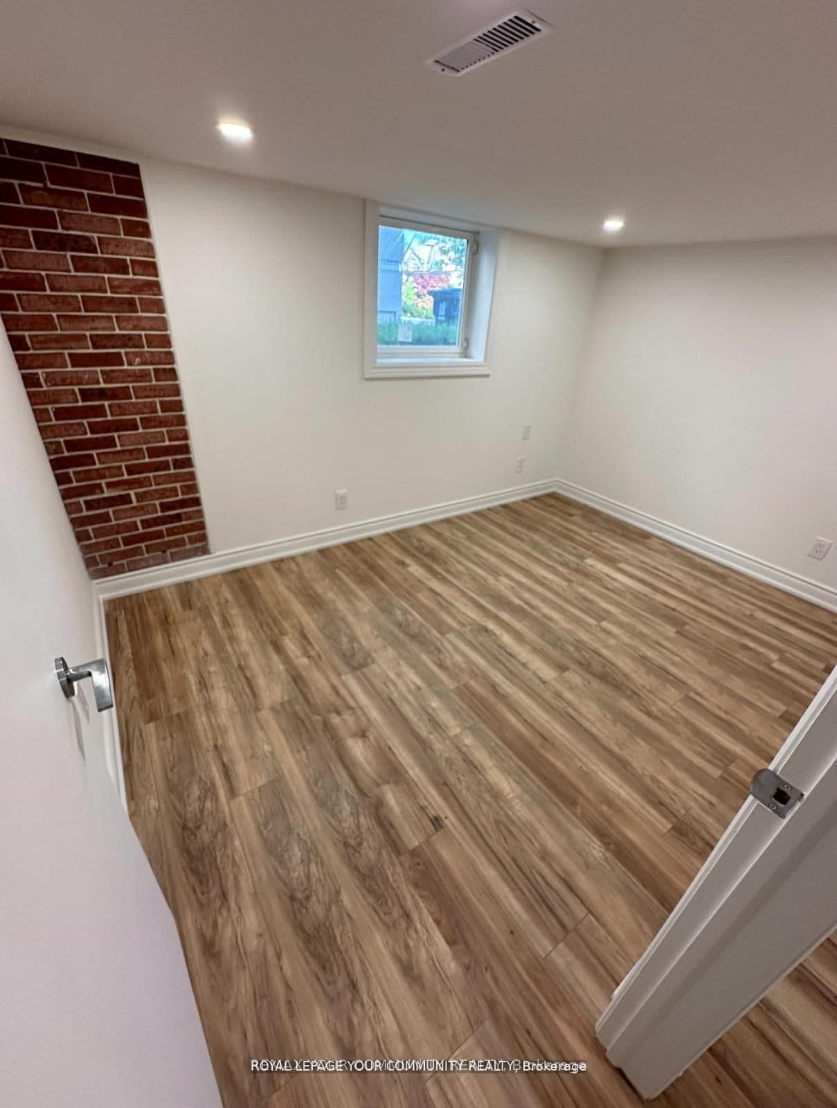 90 Bevdale Road, Unit Bsmt thumbnail 16