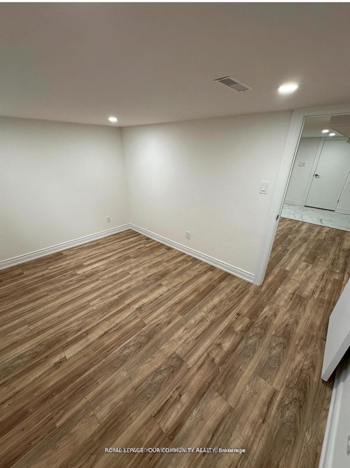 90 Bevdale Road, Unit Bsmt thumbnail 19