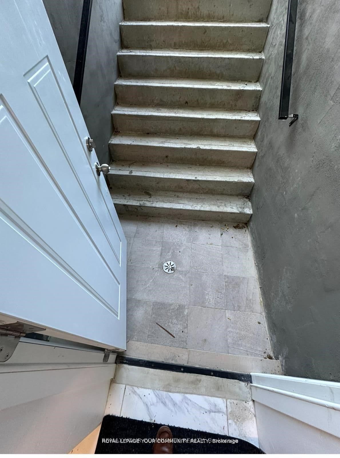 90 Bevdale Road, Unit Bsmt thumbnail 31