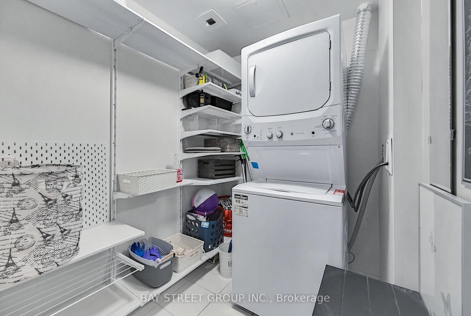 125 Peter Street, Unit 1803 thumbnail 25