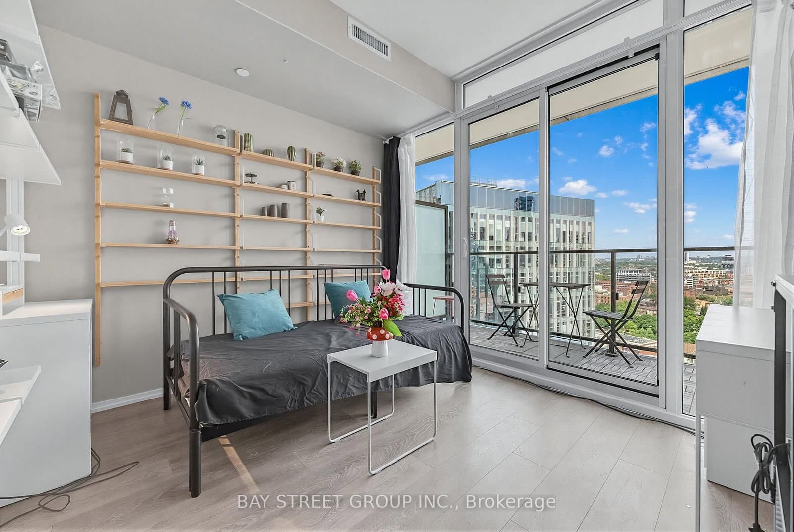 125 Peter Street, Unit 1803 thumbnail 8