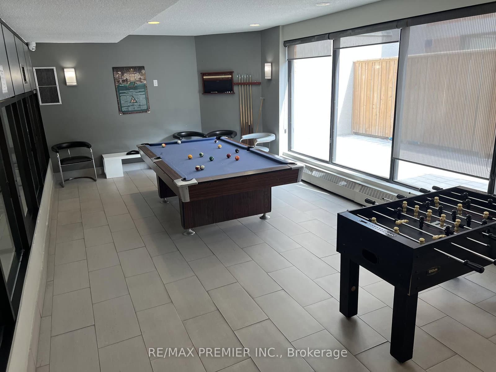 80 St Patrick Street, Unit 718 thumbnail 9