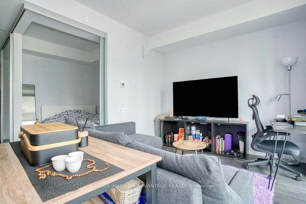 28 Wellesley Street E, Unit 603 thumbnail 14