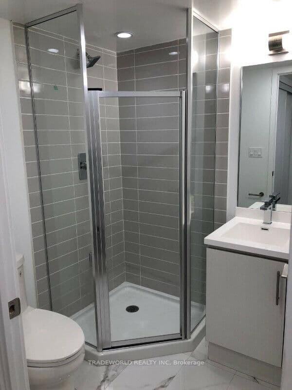 181 Huron Street, Unit 707 thumbnail 7