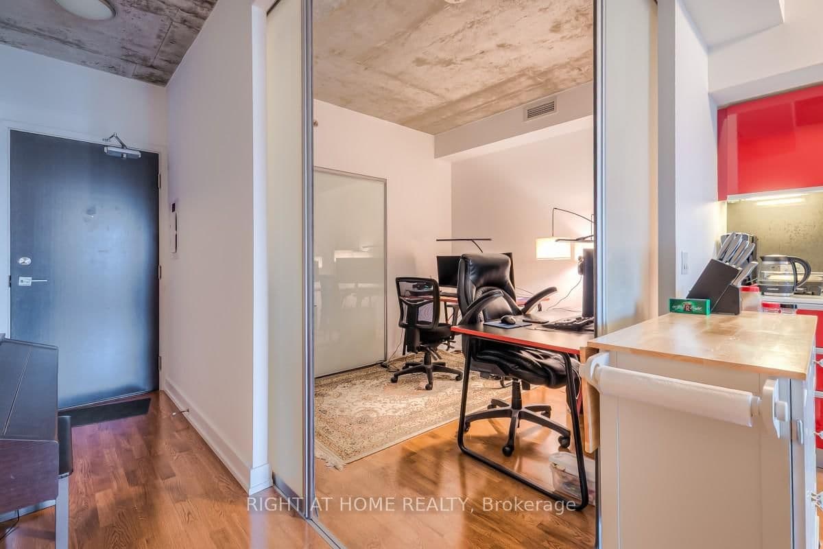 20 Minowan Miikan Lane, Unit 419 thumbnail 16