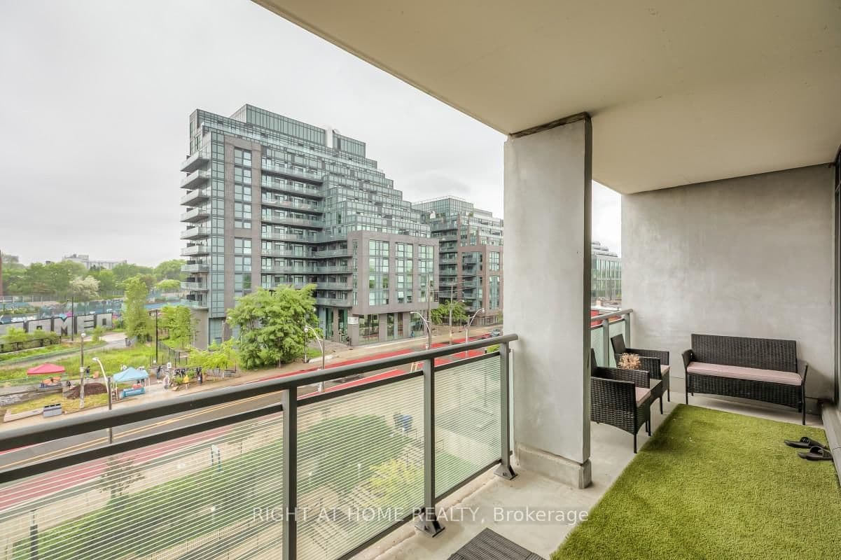 20 Minowan Miikan Lane, Unit 419 thumbnail 19