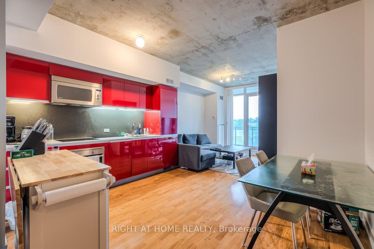 20 Minowan Miikan Lane, Unit 419 thumbnail 2