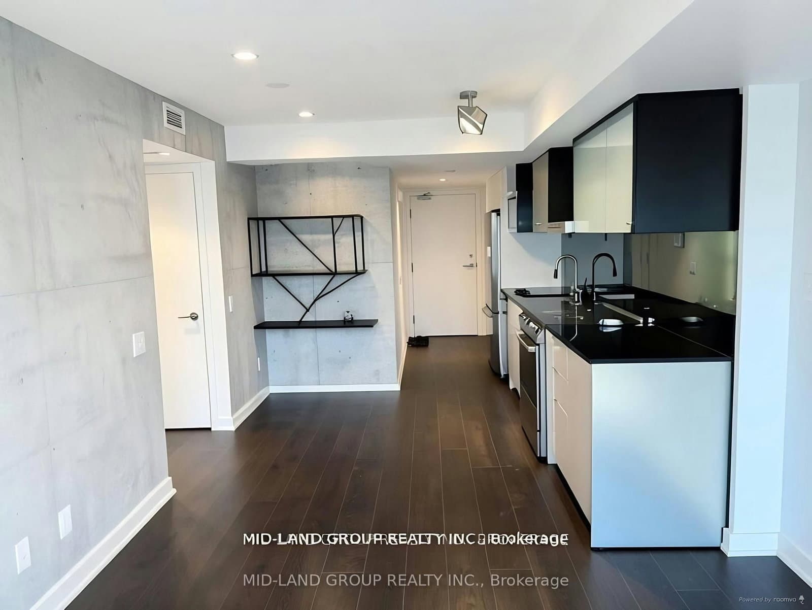 72 Esther Shiner Boulevard, Unit 1710 thumbnail 4