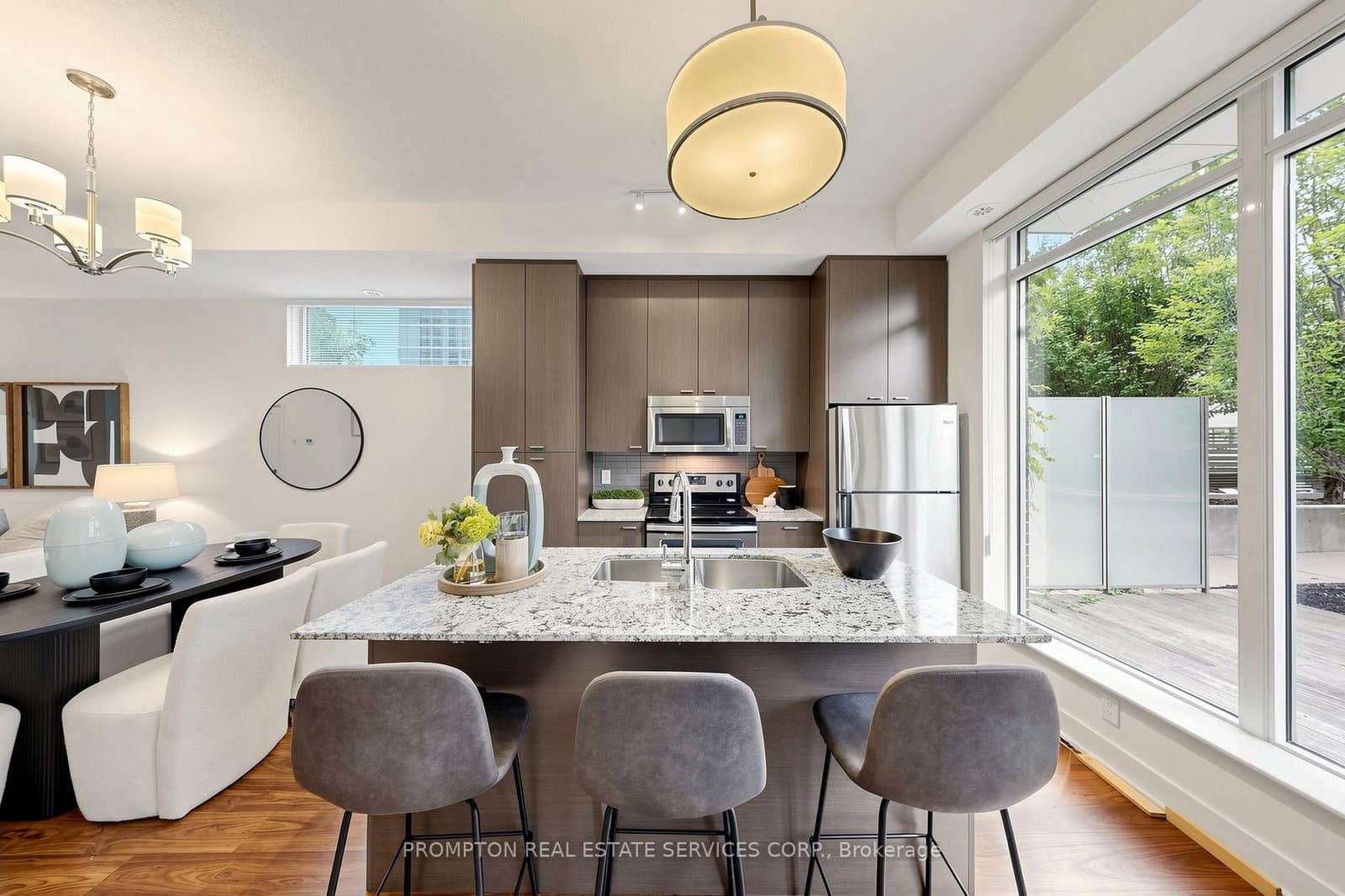 88 Sheppard Avenue E, Unit Th17 thumbnail 12