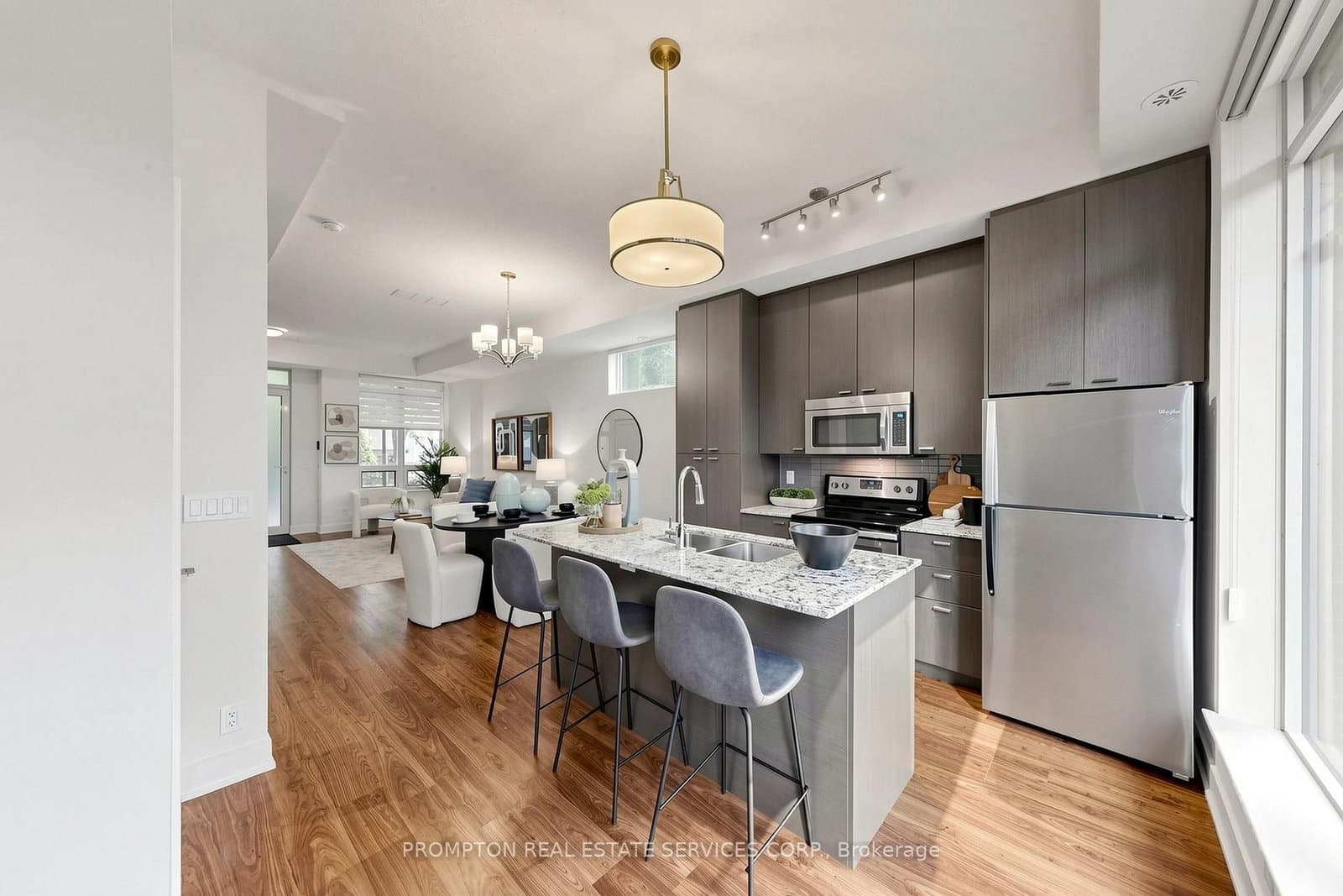 88 Sheppard Avenue E, Unit Th17 thumbnail 13