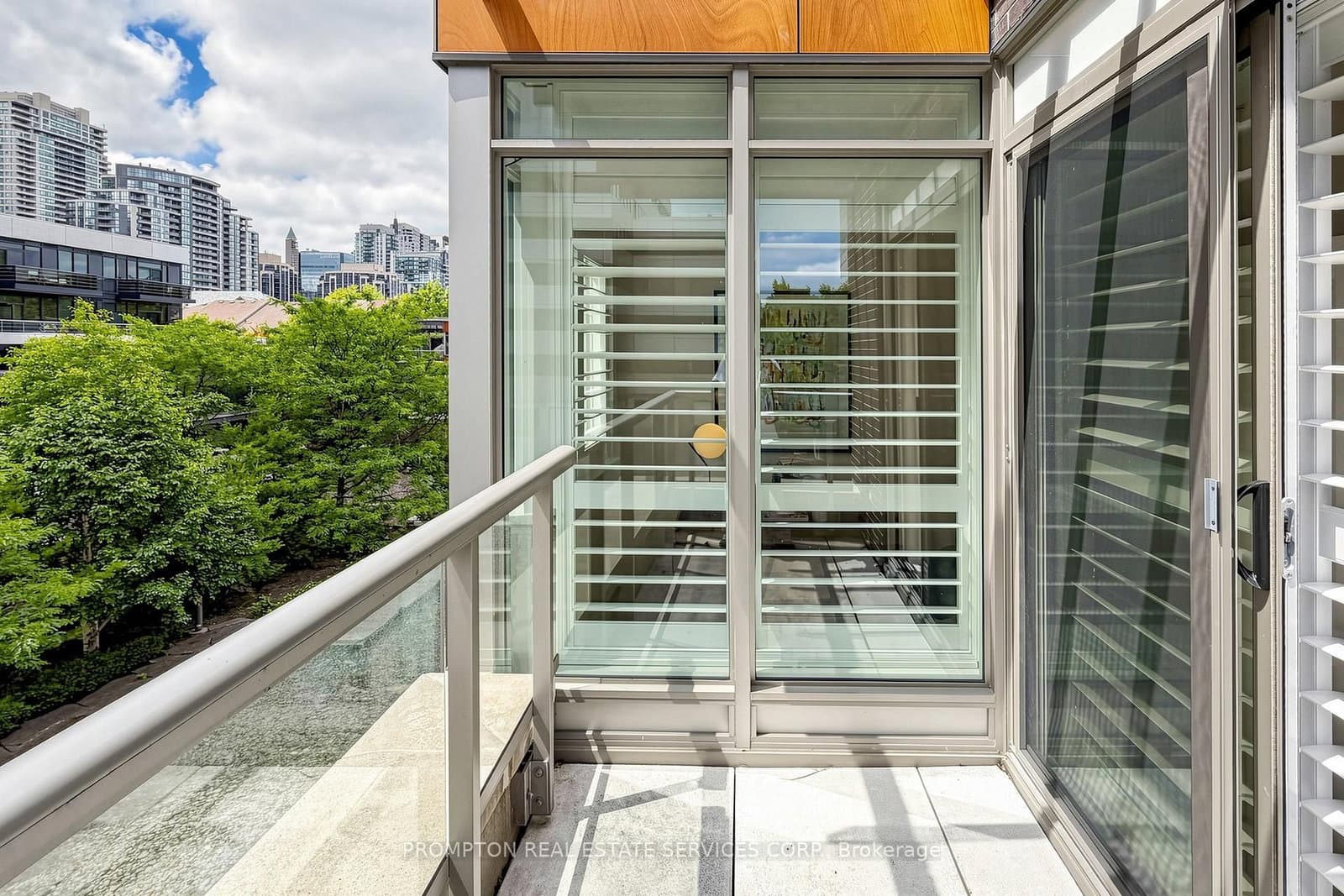 88 Sheppard Avenue E, Unit Th17 thumbnail 41