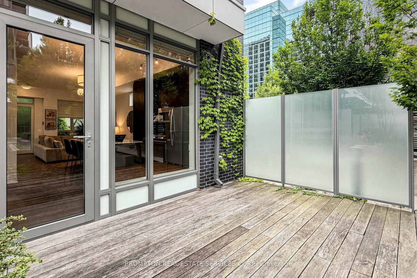 88 Sheppard Avenue E, Unit Th17 thumbnail 43