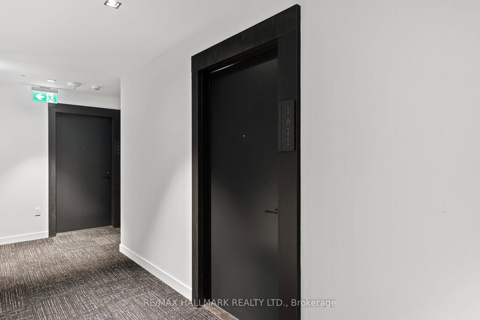 127 Broadway Avenue, Unit 1611 thumbnail 11