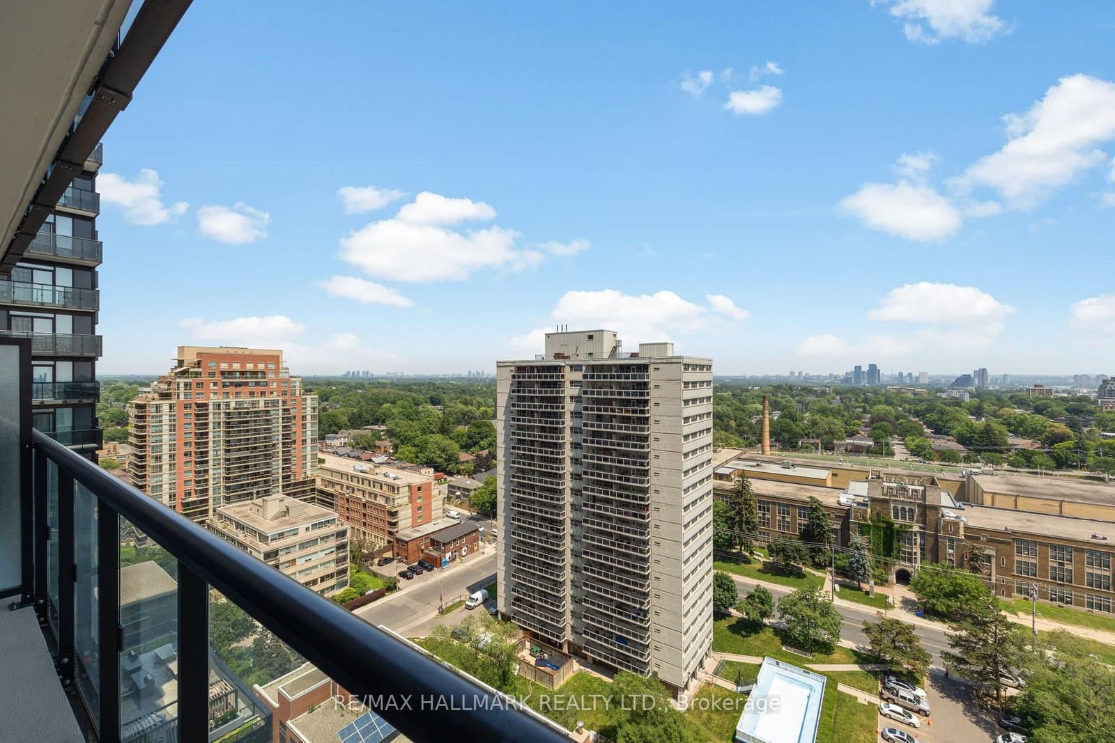 127 Broadway Avenue, Unit 1611 thumbnail 14