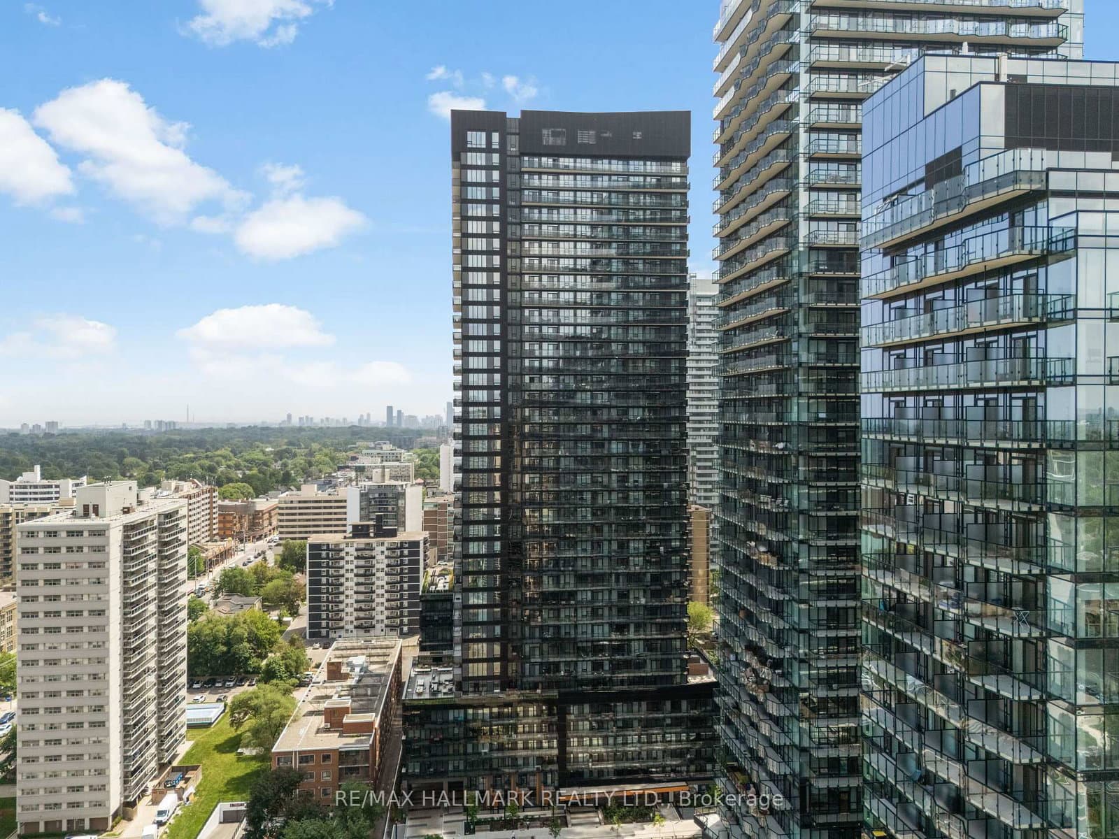 127 Broadway Avenue, Unit 1611 thumbnail 16