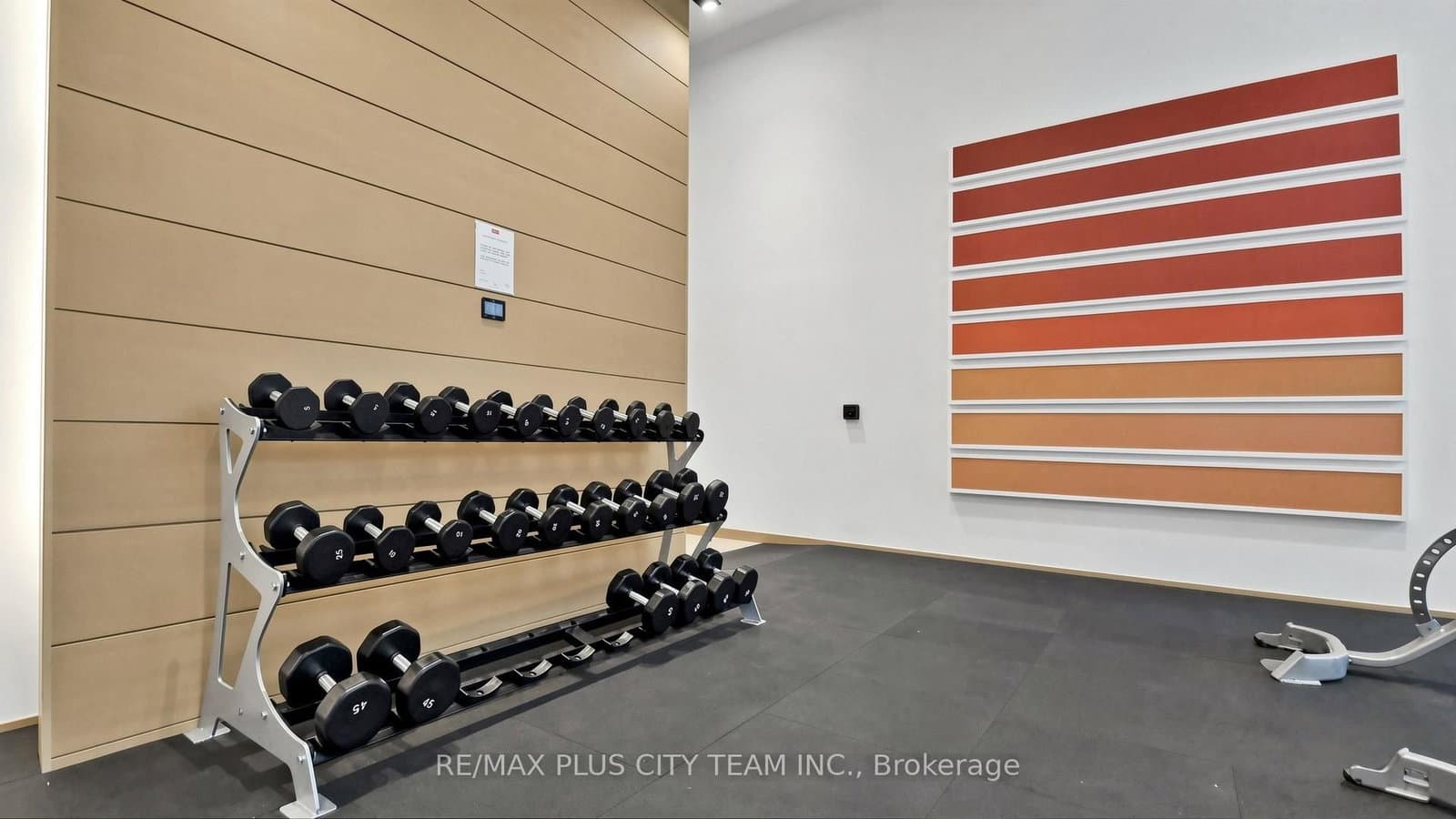 29 Queens Quay E, Unit TH122 thumbnail 21