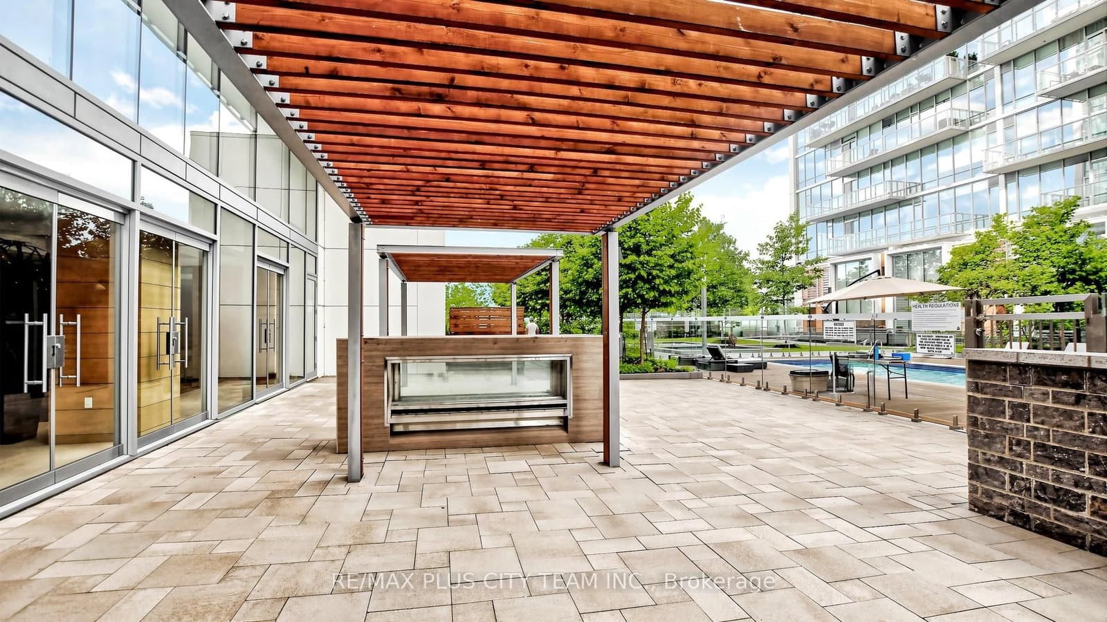 29 Queens Quay E, Unit TH122 thumbnail 26