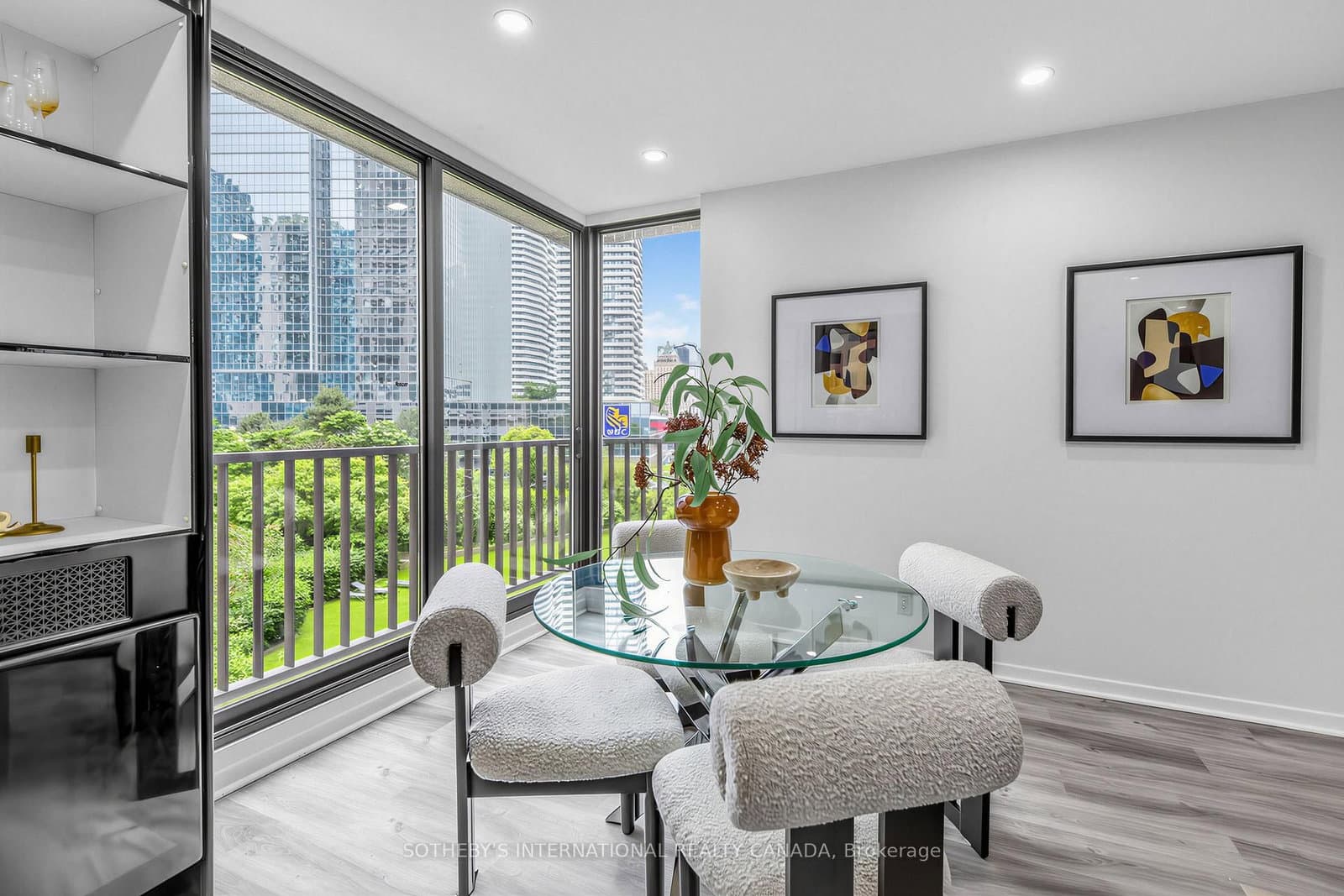 33 Harbour Square, Unit 1008 thumbnail 17