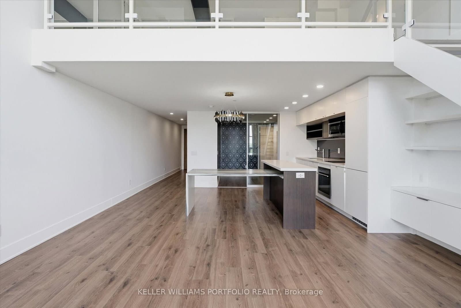 111 St Clair Avenue W, Unit 932 thumbnail 13